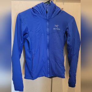 Women's XS Arc'teryx Atom LT Hoodie Jacket in Blue